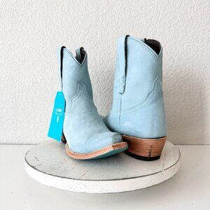 Lane EMMA JANE Powder Blue Cowboy Boots 7 Leather Western Snip Toe Ankle Short